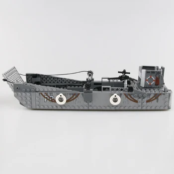WW2 Military USA LCM3 Landing Boat Building Blocks USA Military navy soldiers Figures weapon Bricks Toys For children Gift